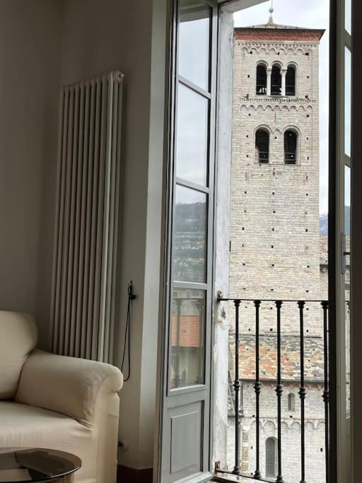 Como 100Mq 5 Mins To Center + Free Park And View Exterior photo