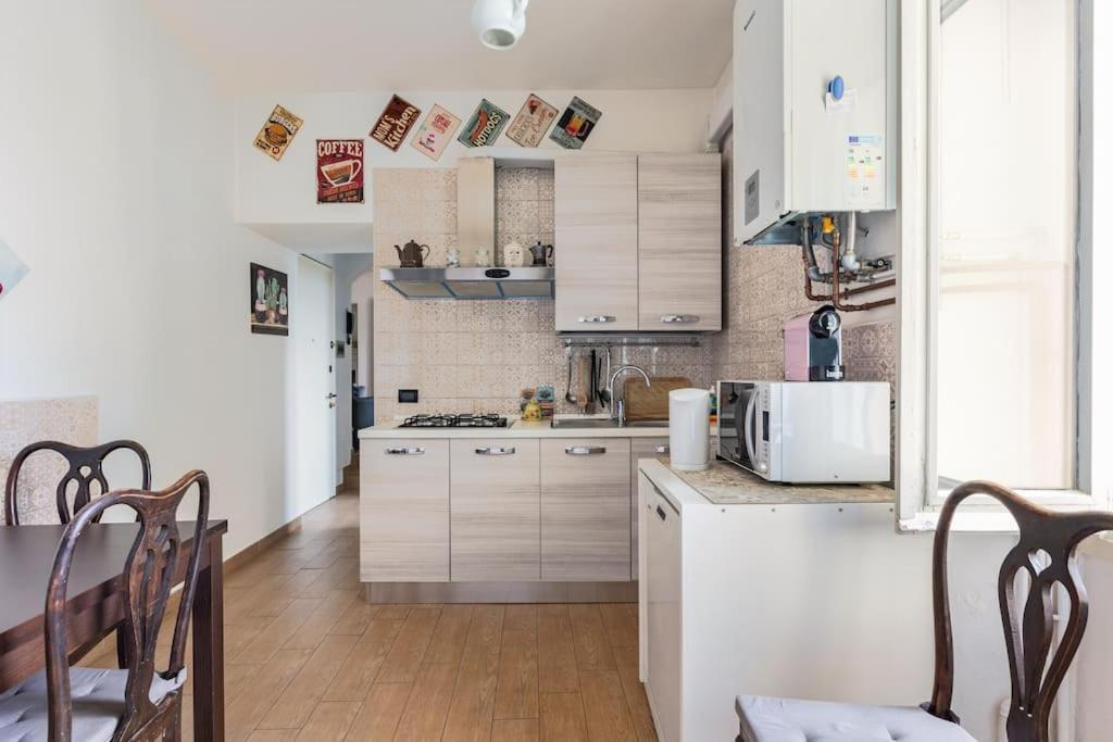 Como 100Mq 5 Mins To Center + Free Park And View Exterior photo